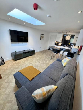 8 Sheraton Apartments Fort William